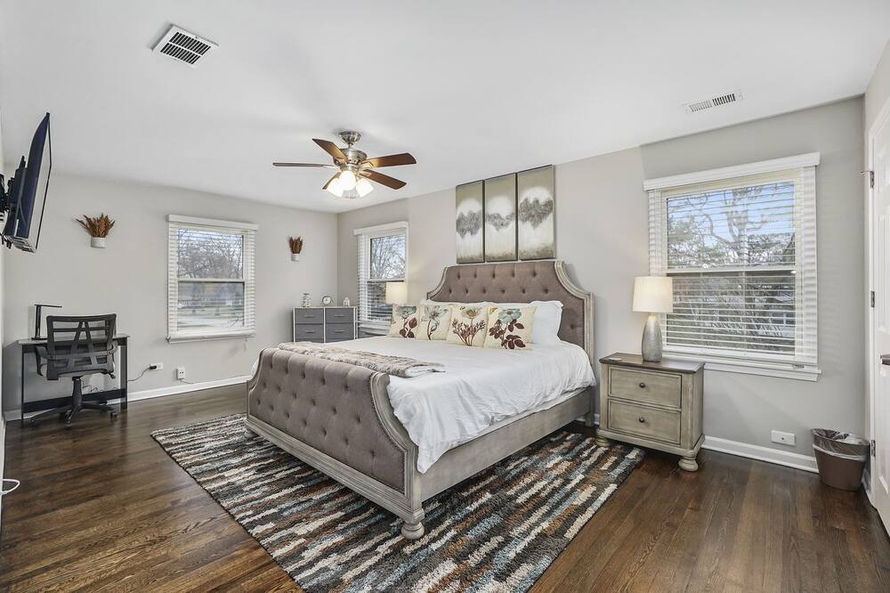Photo of Bedroom in Flossmoor