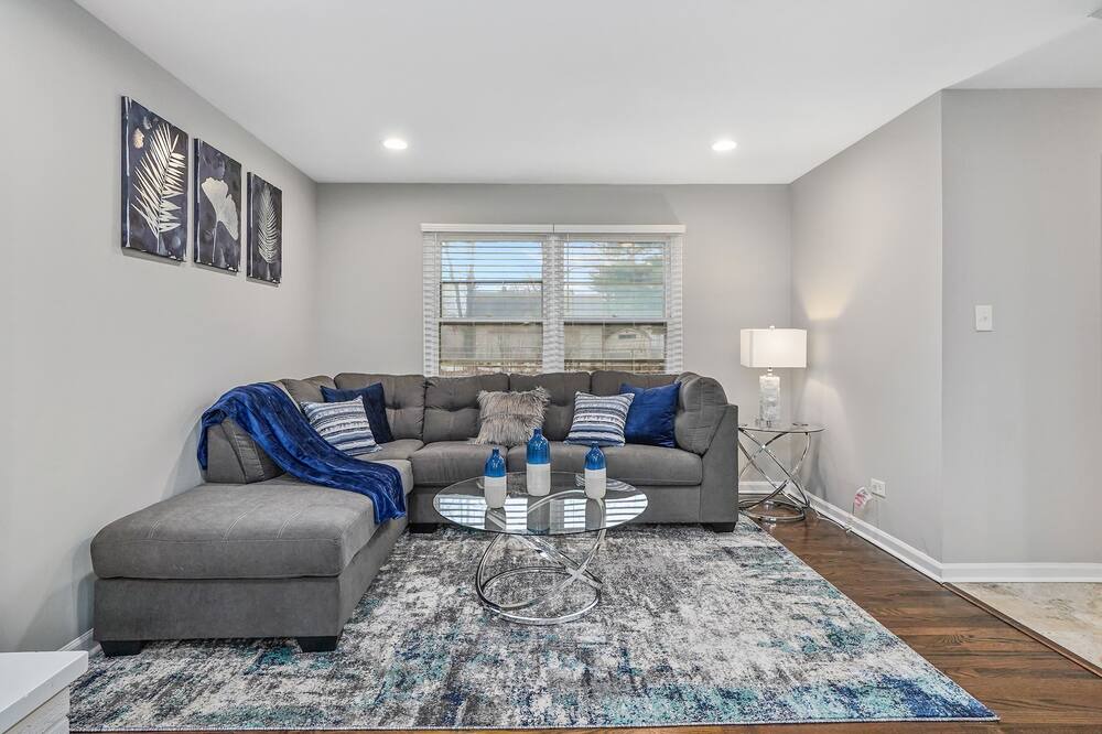 Photo of Livingroom in Flossmoor