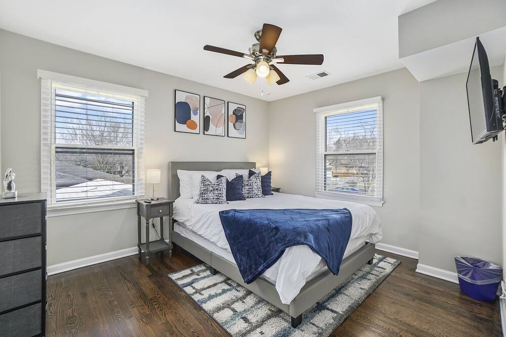 Photo of Bedroom in Flossmoor