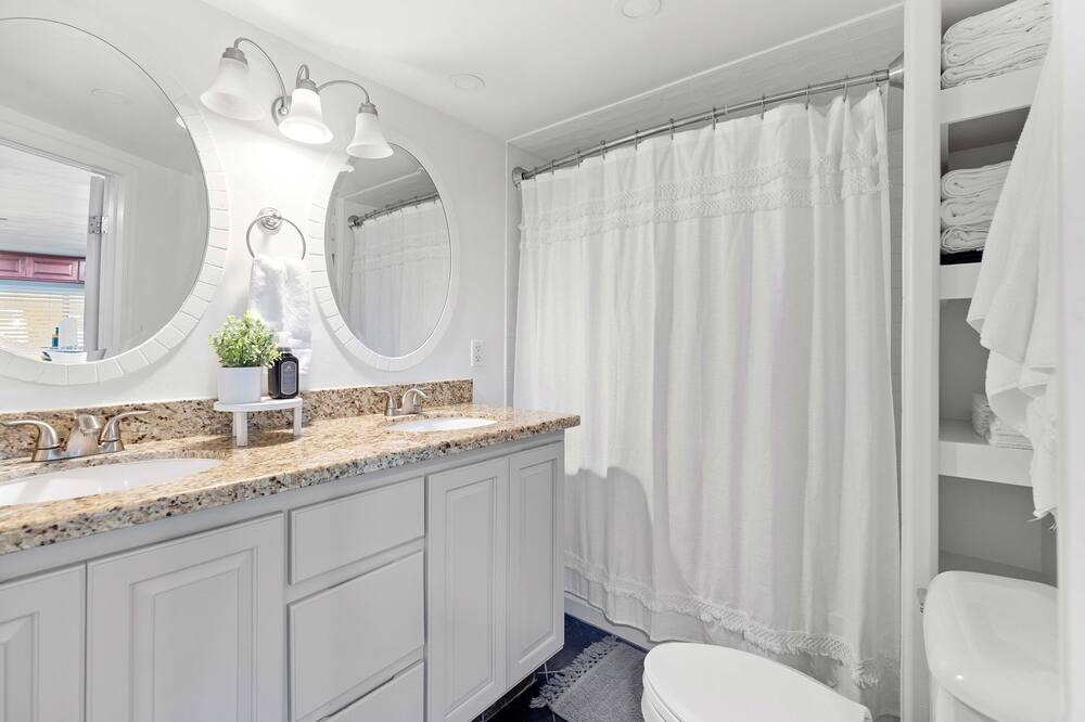 Photo of Bathroom in San Tan Valley