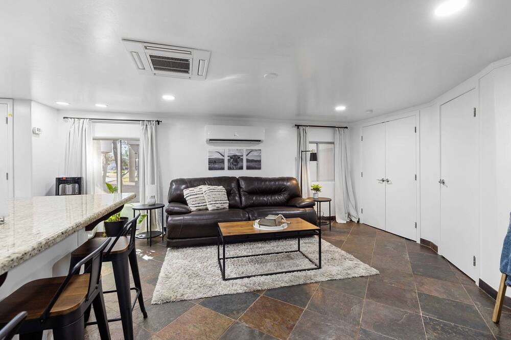 Photo of Livingroom in San Tan Valley