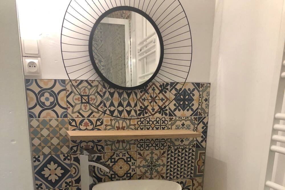 Photo of Bathroom in Port de St Goustan