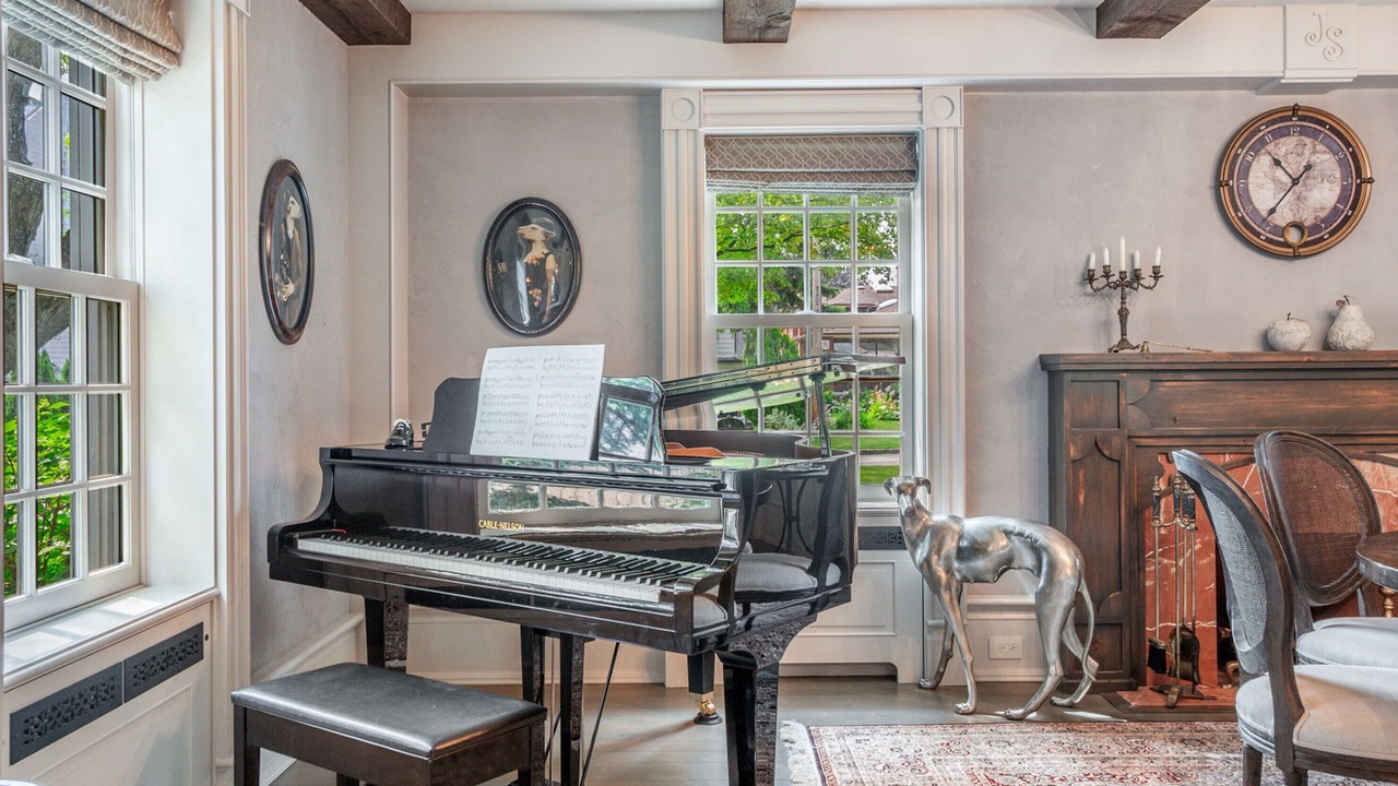 Photo of Livingroom in North York