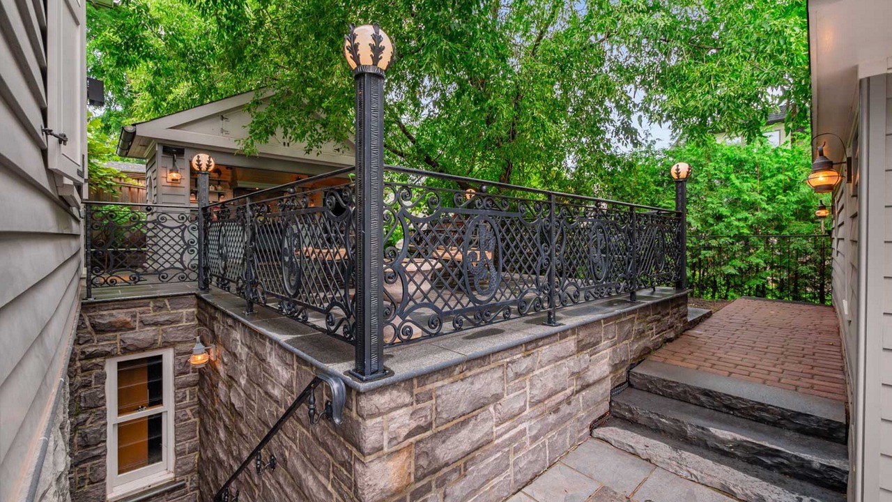 Photo of Outdoor in North York