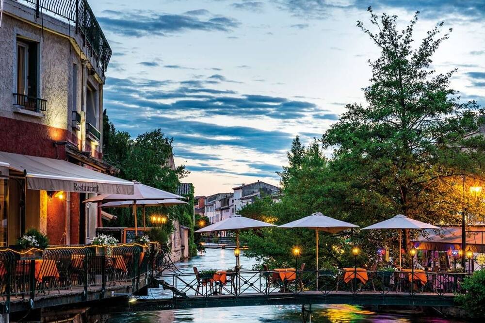 Photo of Outdoor in Saint-Saturnin-les-Avignon