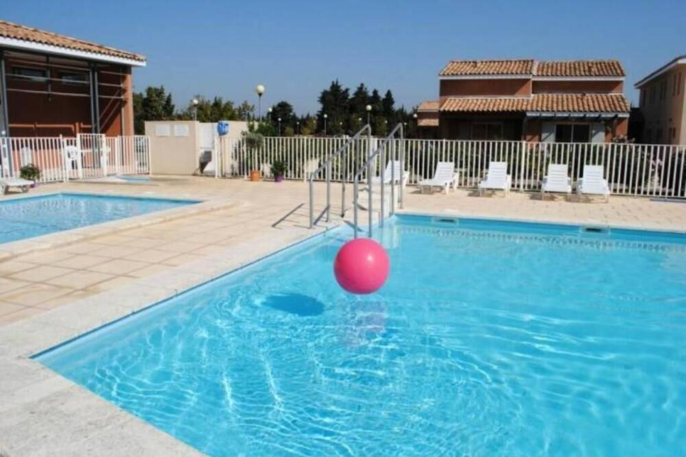 Photo of Outdoor in Saint-Saturnin-les-Avignon