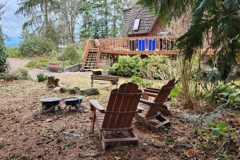 Photo of Others in Buckley