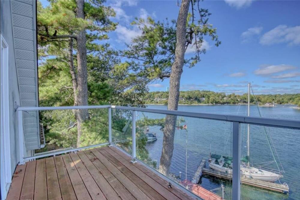 Photo of Outdoor in Kingston