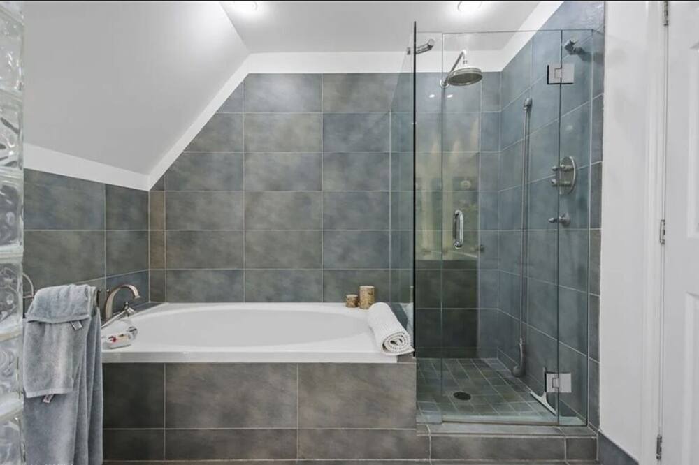 Photo of Bathroom in Kingston
