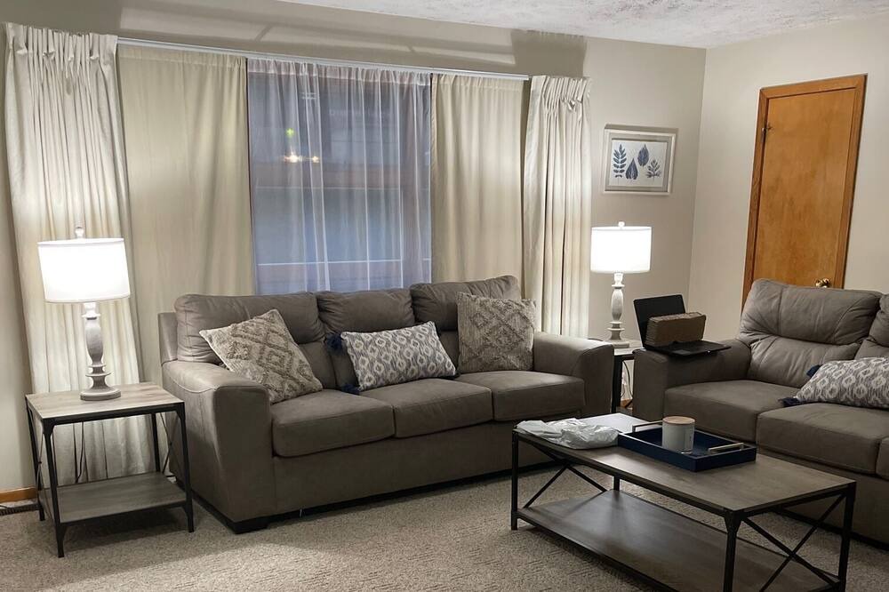 Photo of Livingroom in Ellerslie