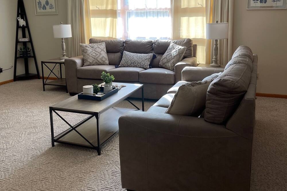 Photo of Livingroom in Ellerslie