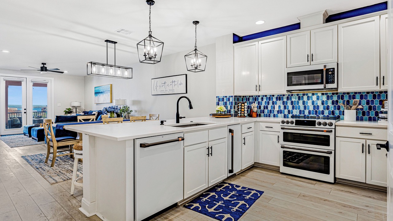 Photo of Kitchen in Horseshoe Bay