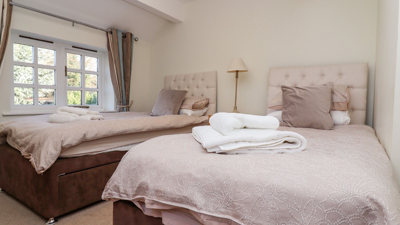 Photo of Others in Loversall