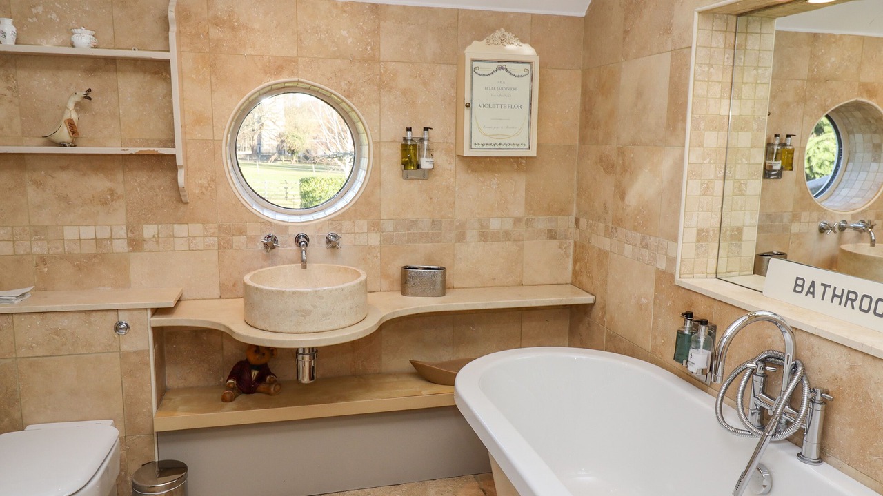 Photo of Others in Loversall