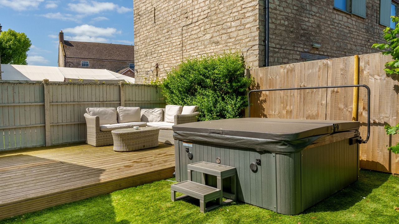 Photo of Others in Loversall