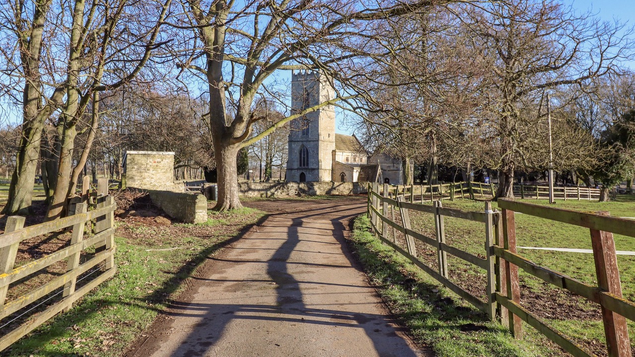 Photo of Others in Loversall