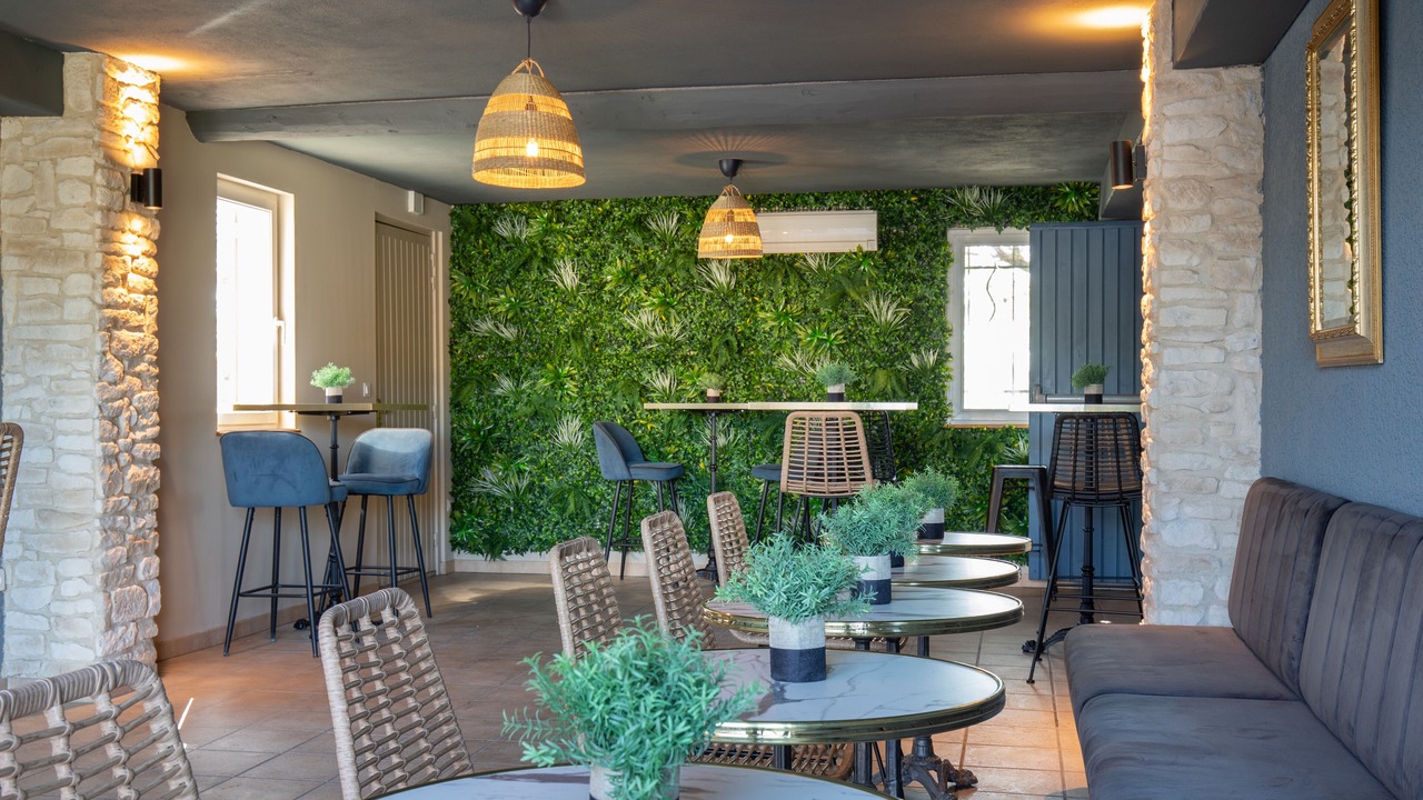 Photo of Others in Pernes-les-Fontaines