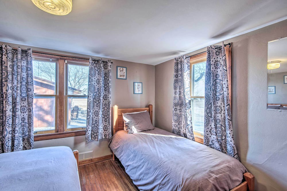 Photo of Bedroom in Coon Rapids