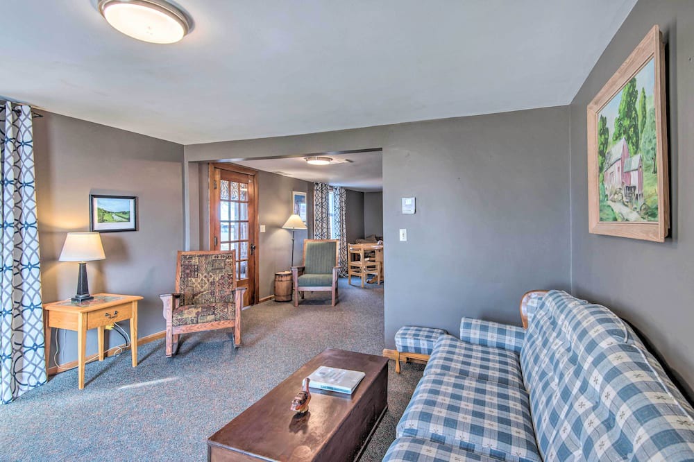 Photo of Livingroom in Coon Rapids