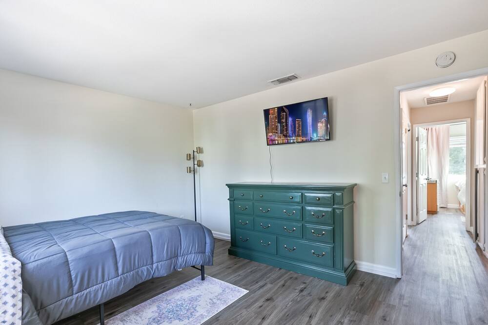 Photo of Bedroom in Sacramento