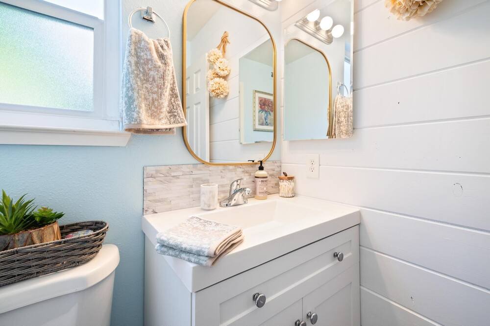Photo of Bathroom in Sacramento