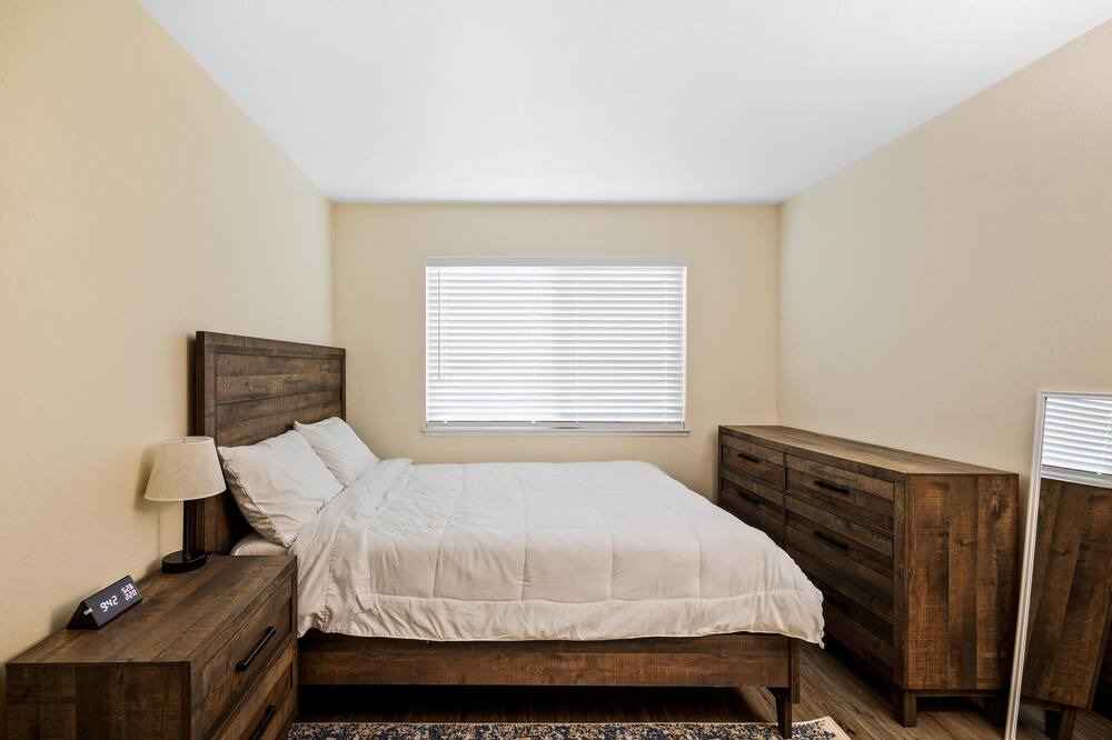 Photo of Bedroom in Sacramento