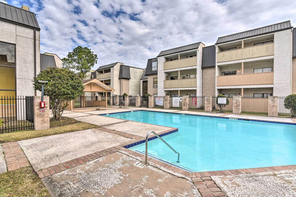 Photo of Outdoor in South Main