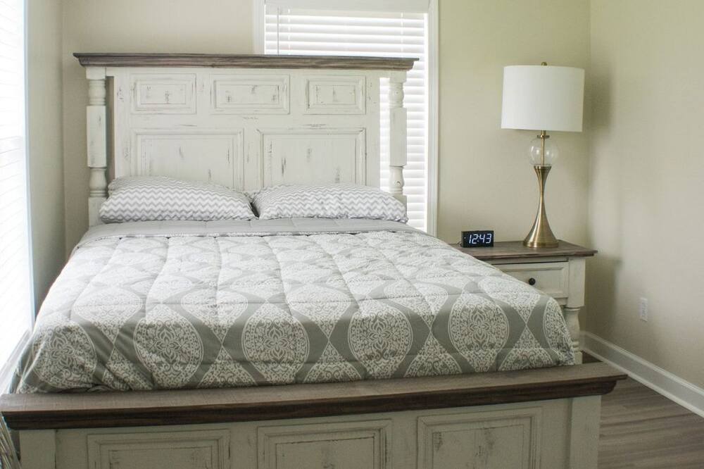 Photo of Bedroom in Lake Charles