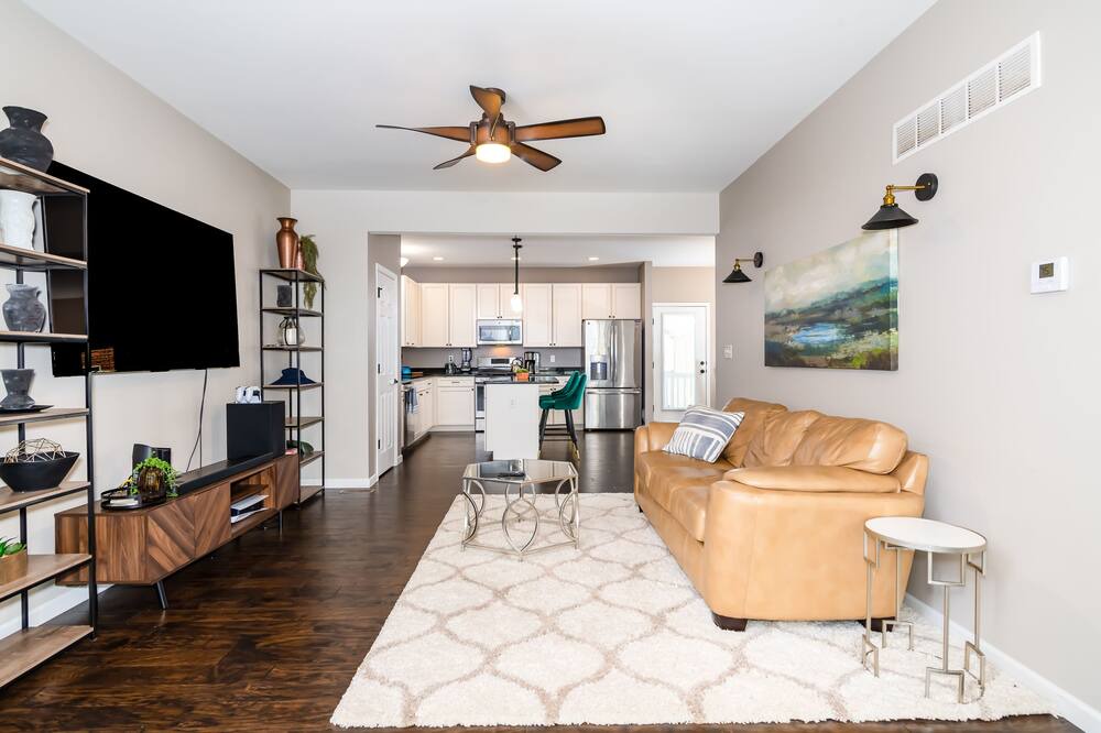 Photo of Livingroom in Grantwood Village