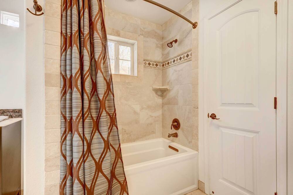 Photo of Bathroom in Los Duranes