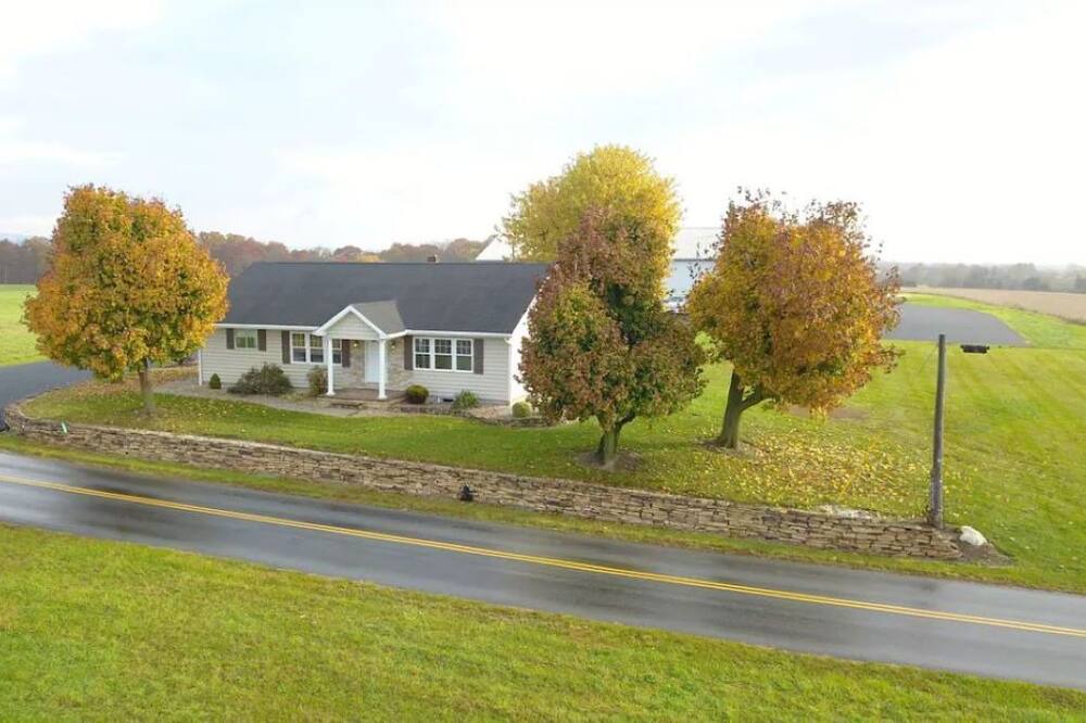 Photo of Others in Newville
