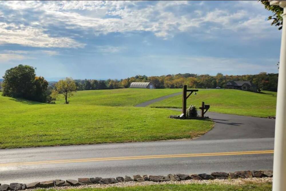 Photo of Others in Newville