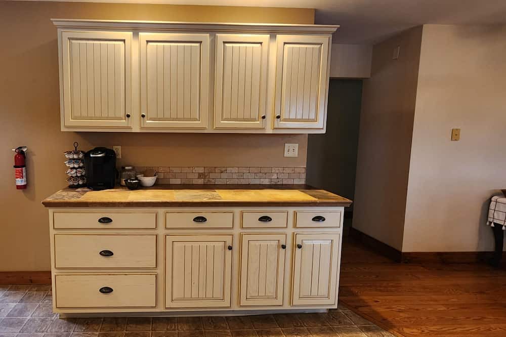 Photo of Kitchen in Newville