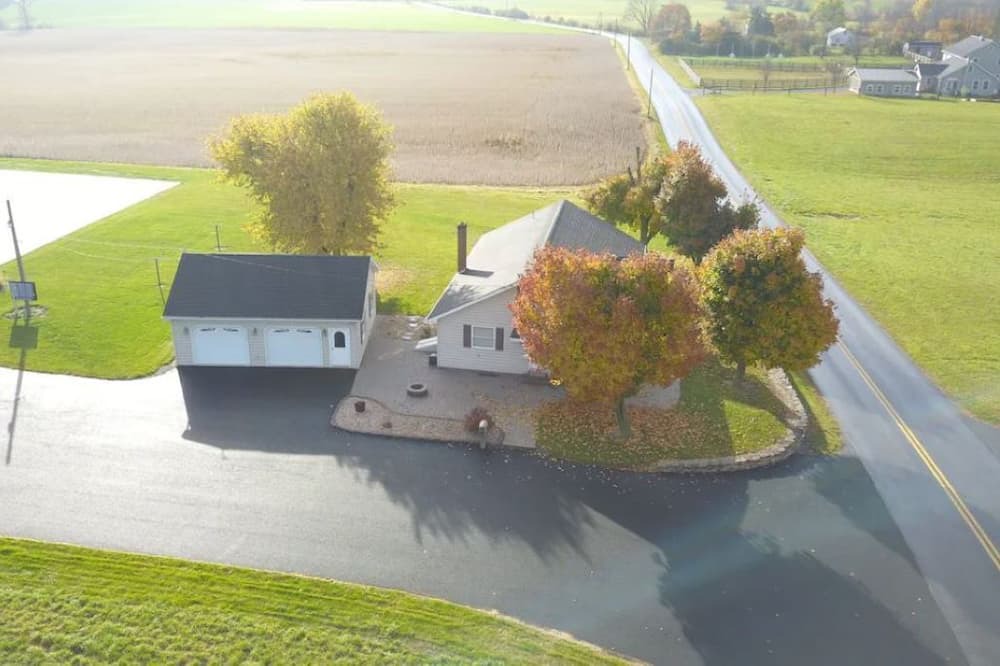 Photo of Outdoor in Newville