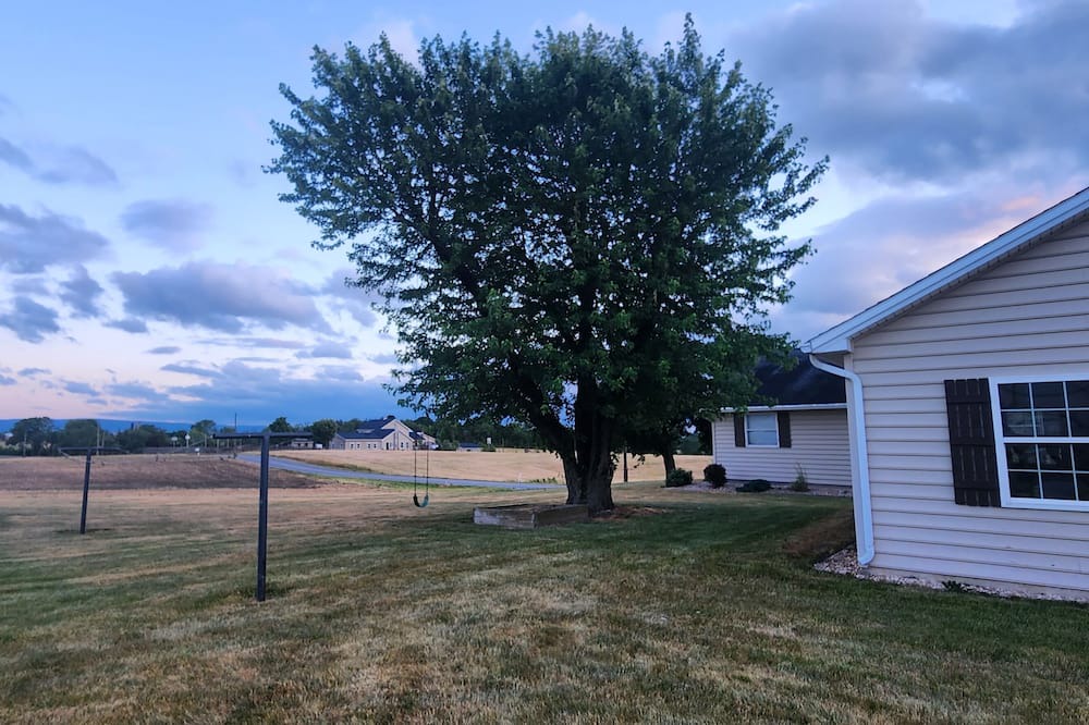 Photo of Outdoor in Newville