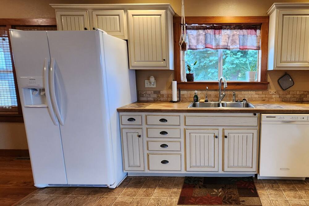 Photo of Kitchen in Newville