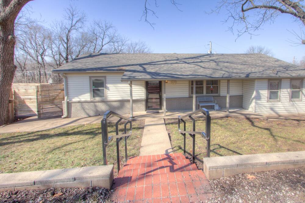 Photo of Outdoor in Claremore