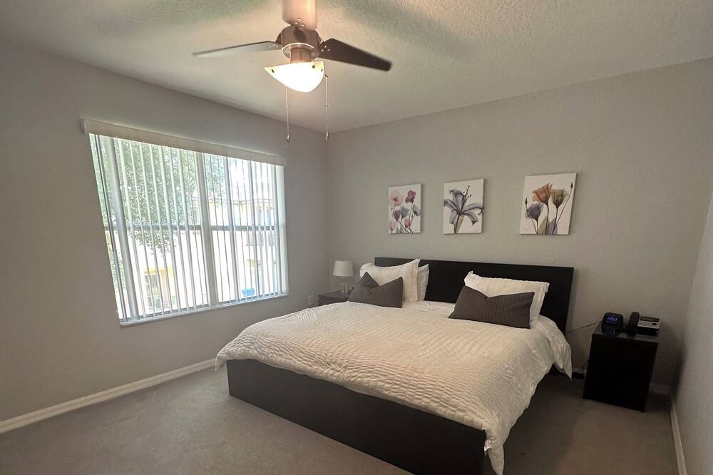 Photo of Bedroom in Wellington