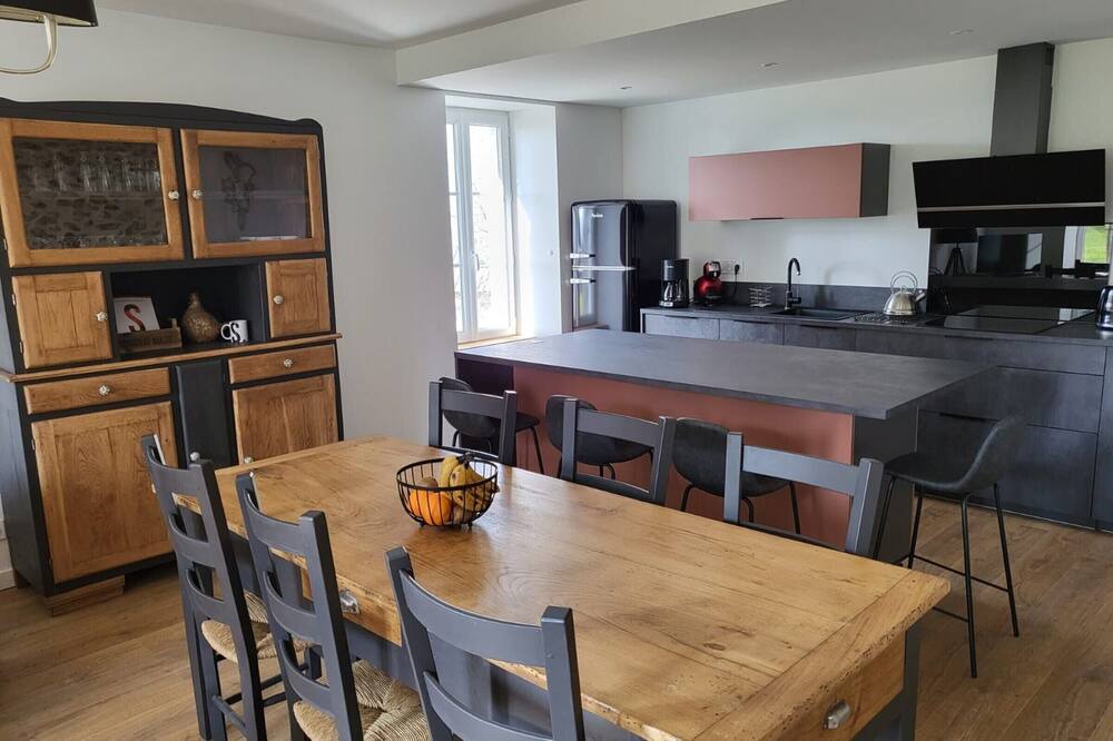 Photo of Kitchen in Rieupeyroux