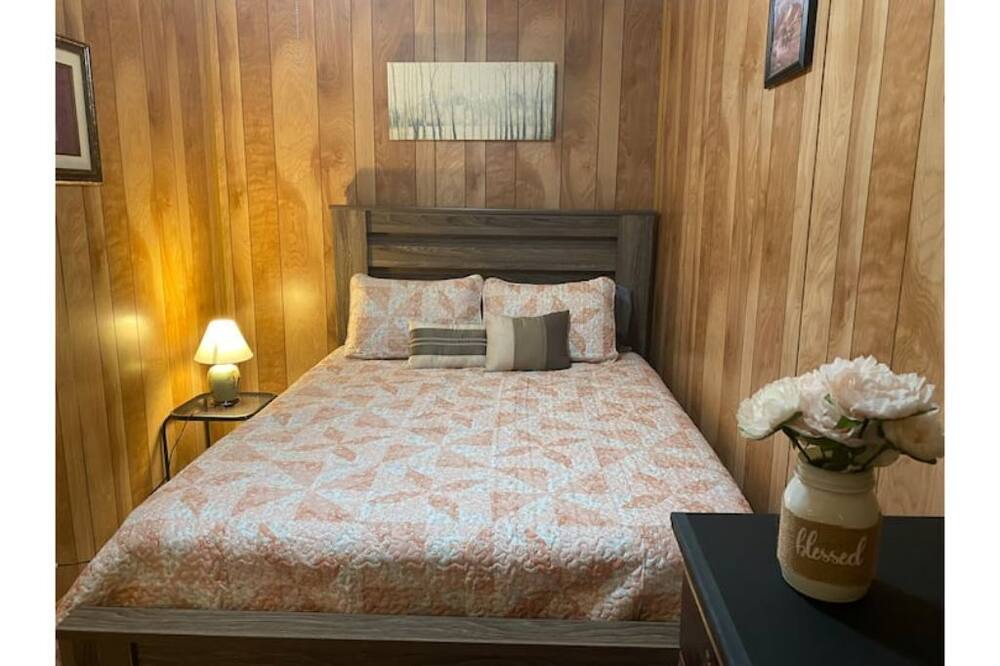 Photo of Bedroom in Clarksville