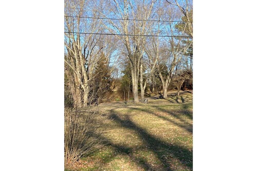 Photo of Outdoor in Clarksville