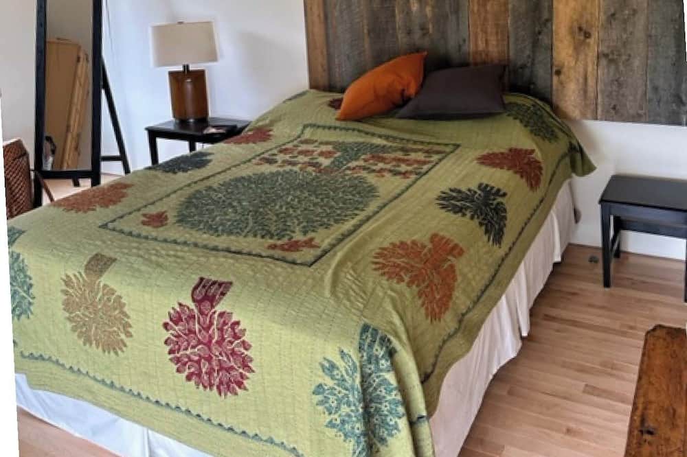 Photo of Bedroom in Riverport