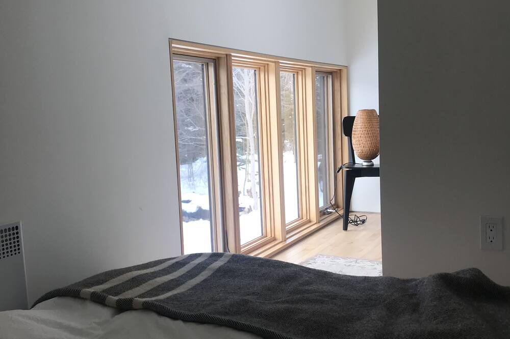 Photo of Bedroom in Riverport