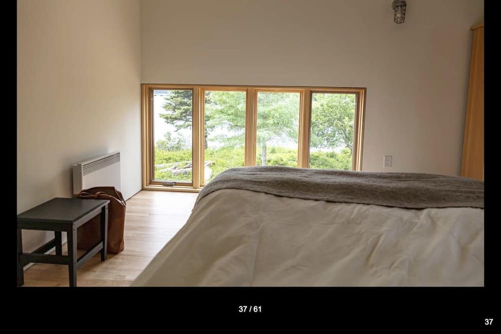 Photo of Bedroom in Riverport