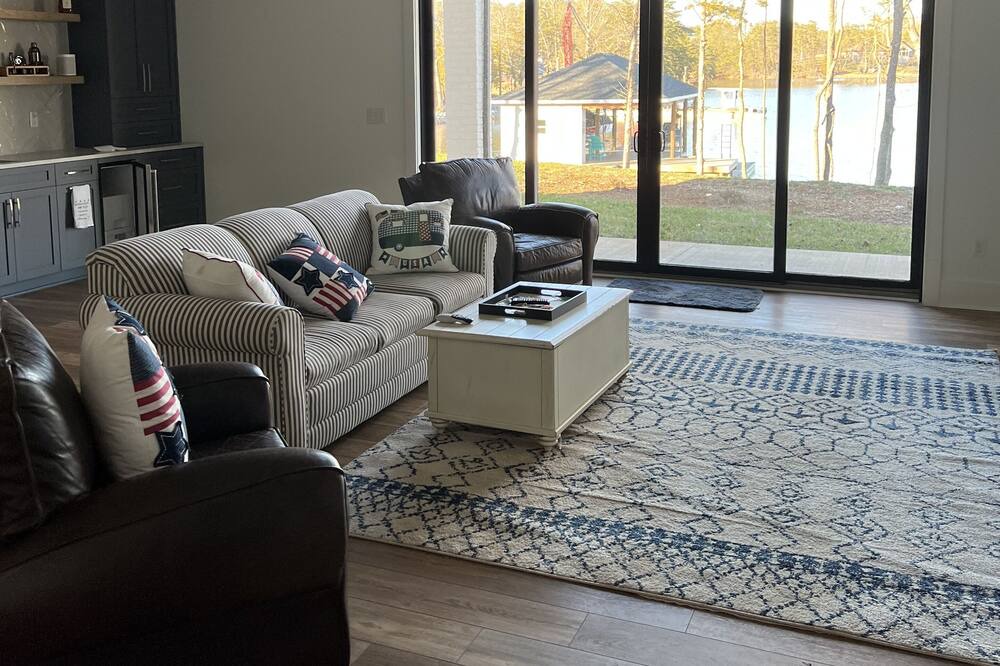 Photo of Livingroom in Union Hall