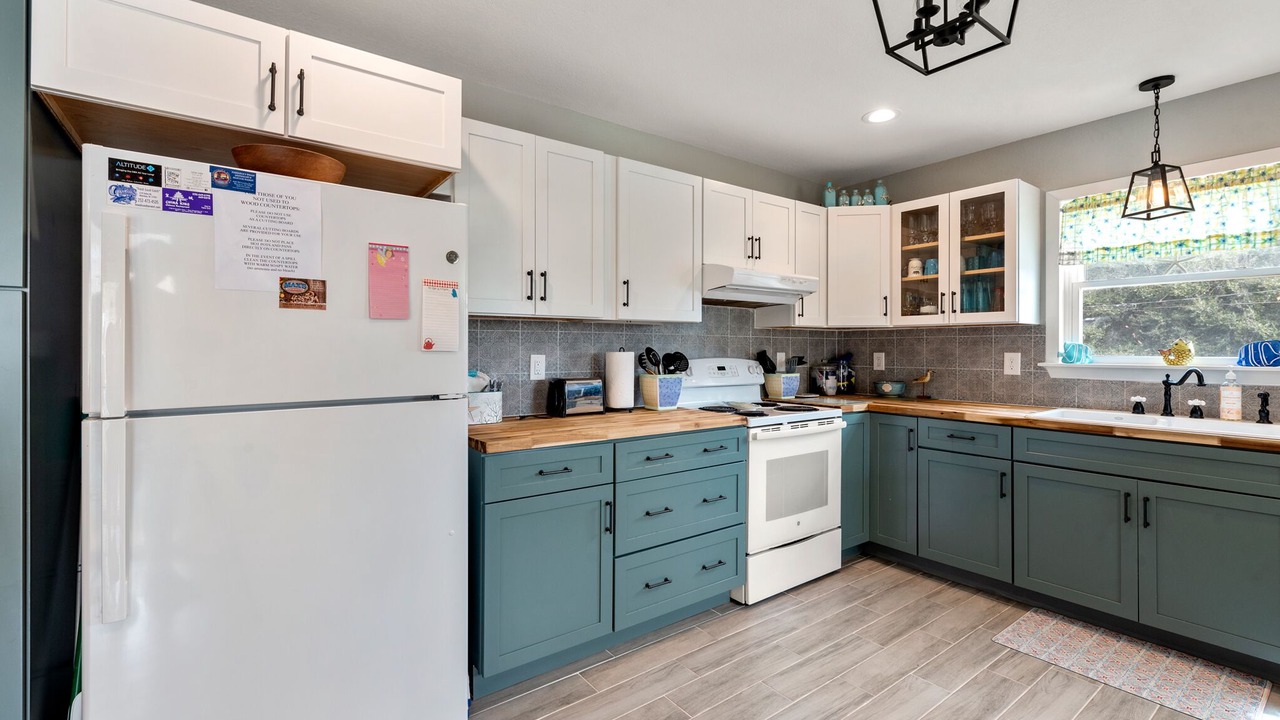 Photo of Kitchen in Colington