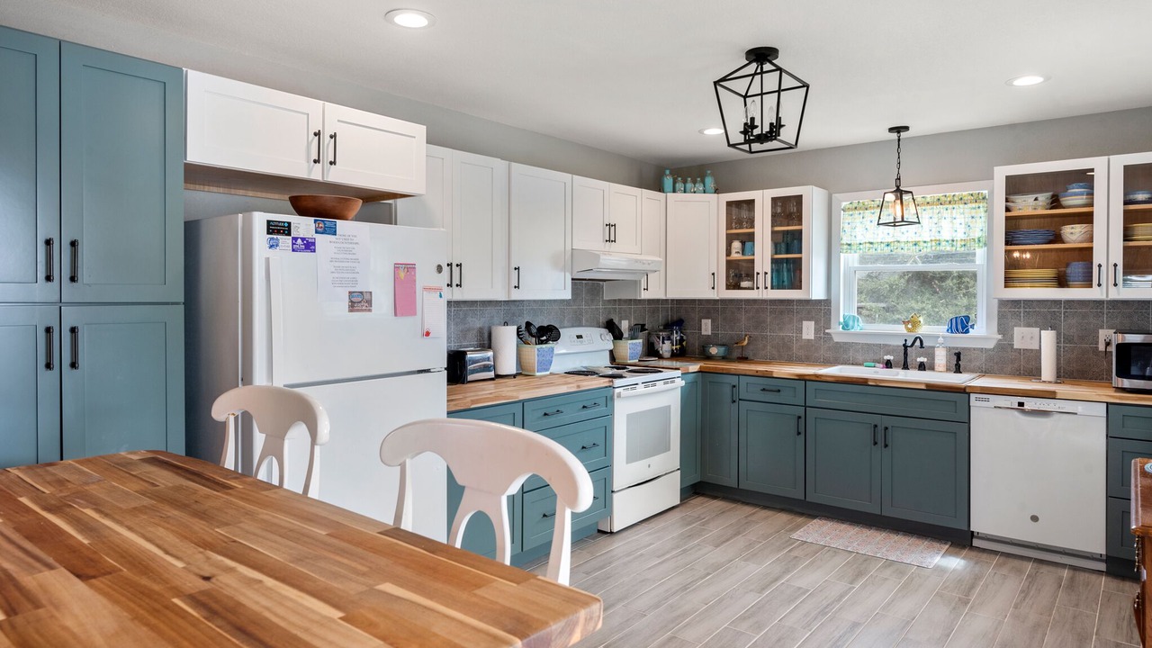 Photo of Kitchen in Colington