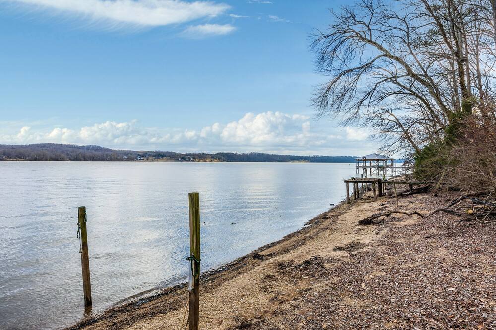 Photo of Others in Chickamauga Lake