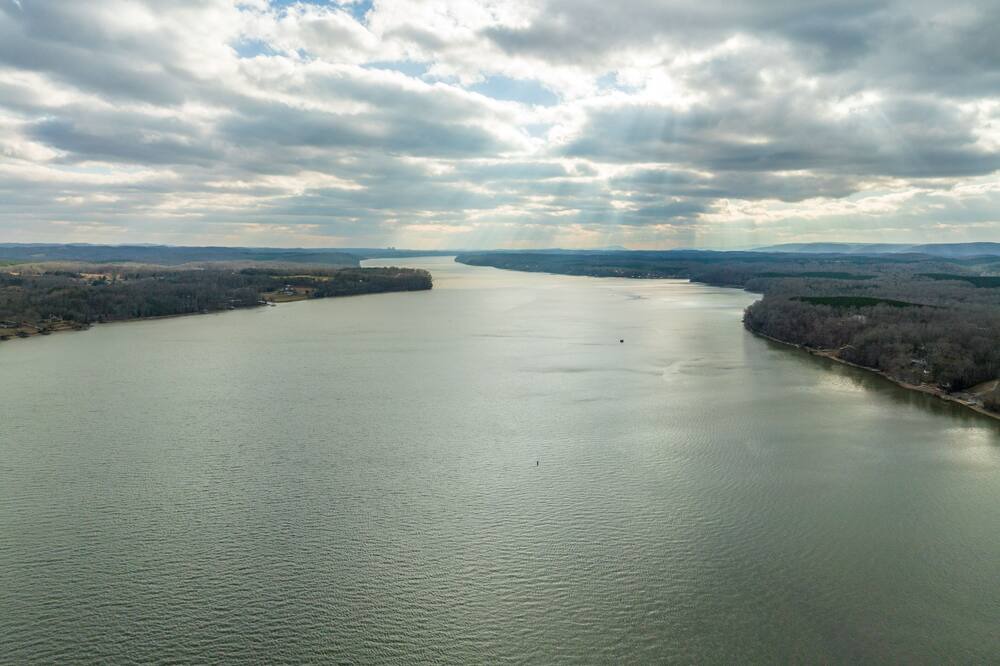 Photo of Others in Chickamauga Lake