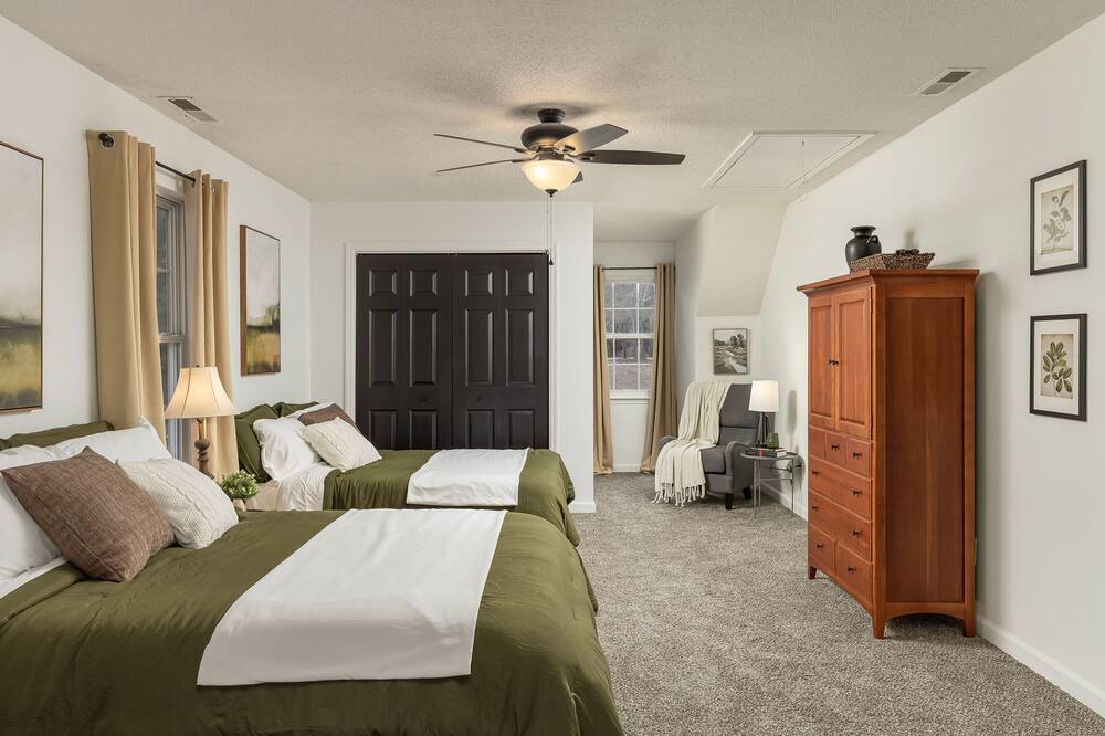 Photo of Bedroom in Chickamauga Lake